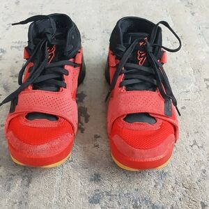 Jordan Zion 2 basketball sneaker